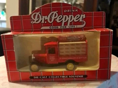 Nueva furgoneta de reparto Chevy Lledo #26015 Die Cast Dr Pepper 1928 nueva en caja  Foto 1 de 4