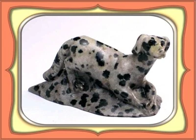 **120.0ct Exquisite Natural Mexican Dalmatian Jasper Dog Carving** - Image 1 of 3