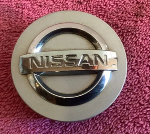 Nissan Altima Maxima Murano 350 Hubcap Center Cap OEM   40342 AU510 - Picture 1 of 2