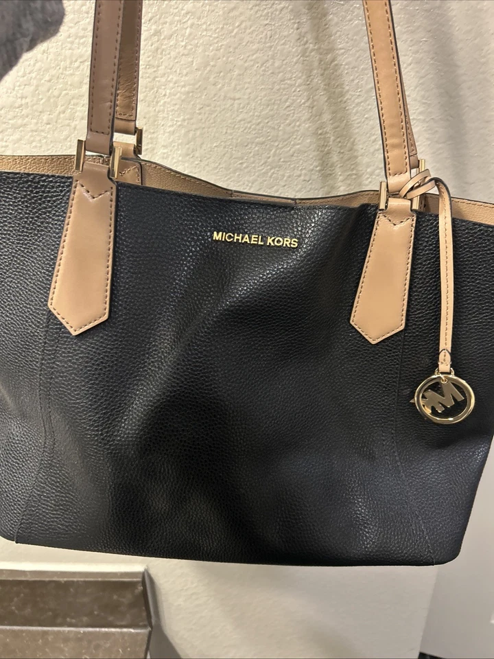 Bolso Michael Kors Kimberly Grab Cuero Negro Nuevo con Etiquetas Foto 1 de 4