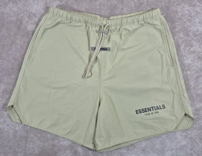 Pantalones Cortos Fear of God ESSENTIALS Sage Nylon Voleibol SS21 Talla S Logo Reflectante Foto 1 de 4