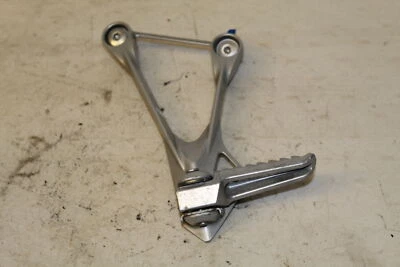 Kawasaki Ninja ZX6R ZX636D 2006 OEM clavija trasera izquierda pasajero 34028-0004 Foto 1 de 4