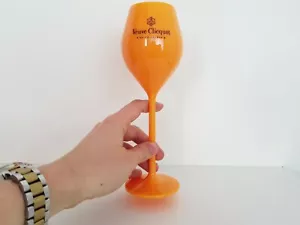 1x Veuve Clicquot Acrylic Plastic Champagne Orange Flutes Glasses140ml 20cm - Picture 1 of 10