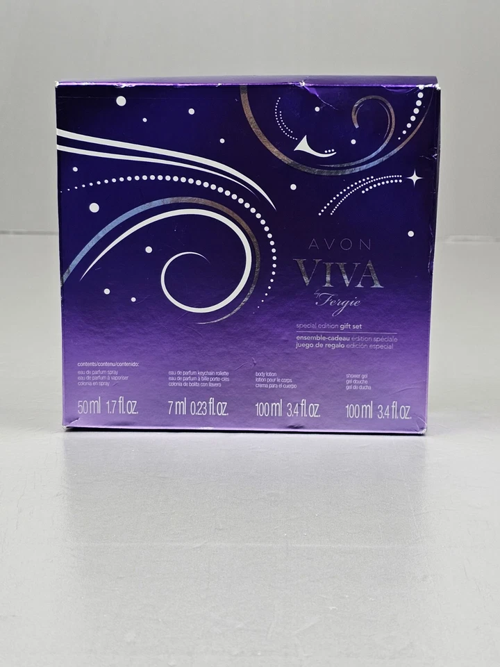 Viva от Fergie специальное издание коробка. Парфюмерный спрей подарочный набор и лосьон гель для душа - Изображение 1 из 4