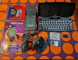Palm III 3Com Classic PDA Vintage + Accessori **GoType! Keyboard / PC Cradle - Photo 1 sur 24
