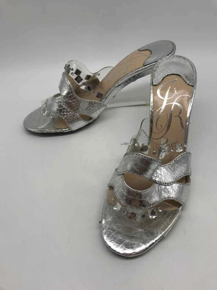 Tacones de cuña sin cordones J Renee plateados talla 7 usados Foto 1 de 4