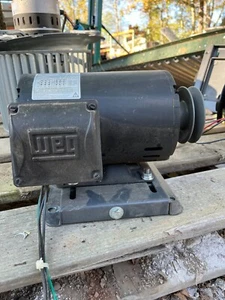 WEG Nema Premium motor 00158OT3E145T-S 1.5hp 60hz 3ph 230/460 - Picture 1 of 5