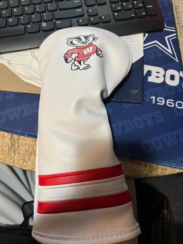 WISCONSIN BADGERS---------FAIRWAY WOOD GOLF CLUB COVER---OLD TIME LOOK Cover