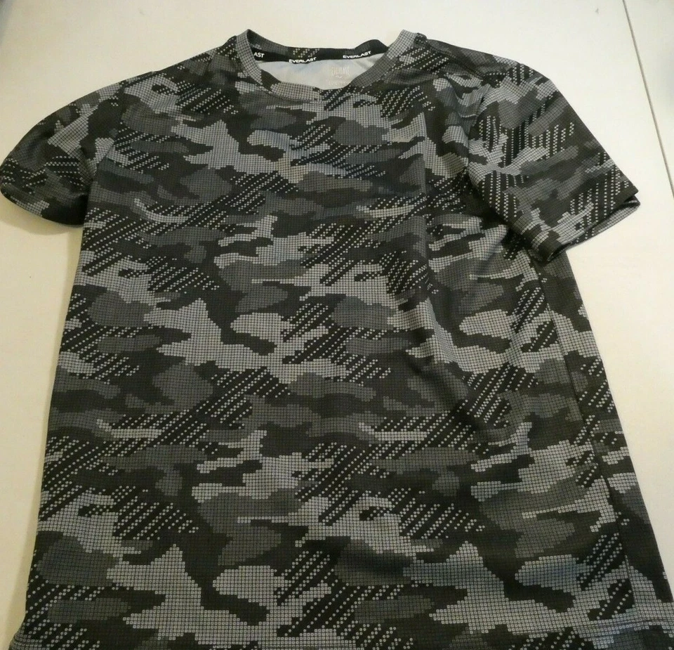 Camisa de entrenamiento Everlast camuflada para niños talla 14/16 negra/gris y blanca Foto 1 de 2