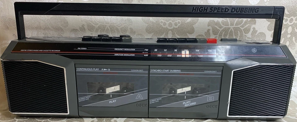 GE AM/FM Estéreo Doble Radio Cassette Grabadora Boombox 3-5630GYB DE COLECCIÓN FUNCIONA Foto 1 de 4