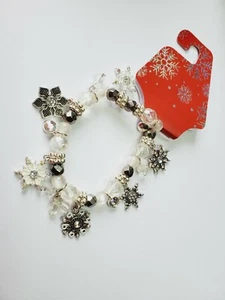 Kohl's Women's Silver Tone Christmas Stretch Charm Bracelet Snow Flakes New - Picture 1 of 2