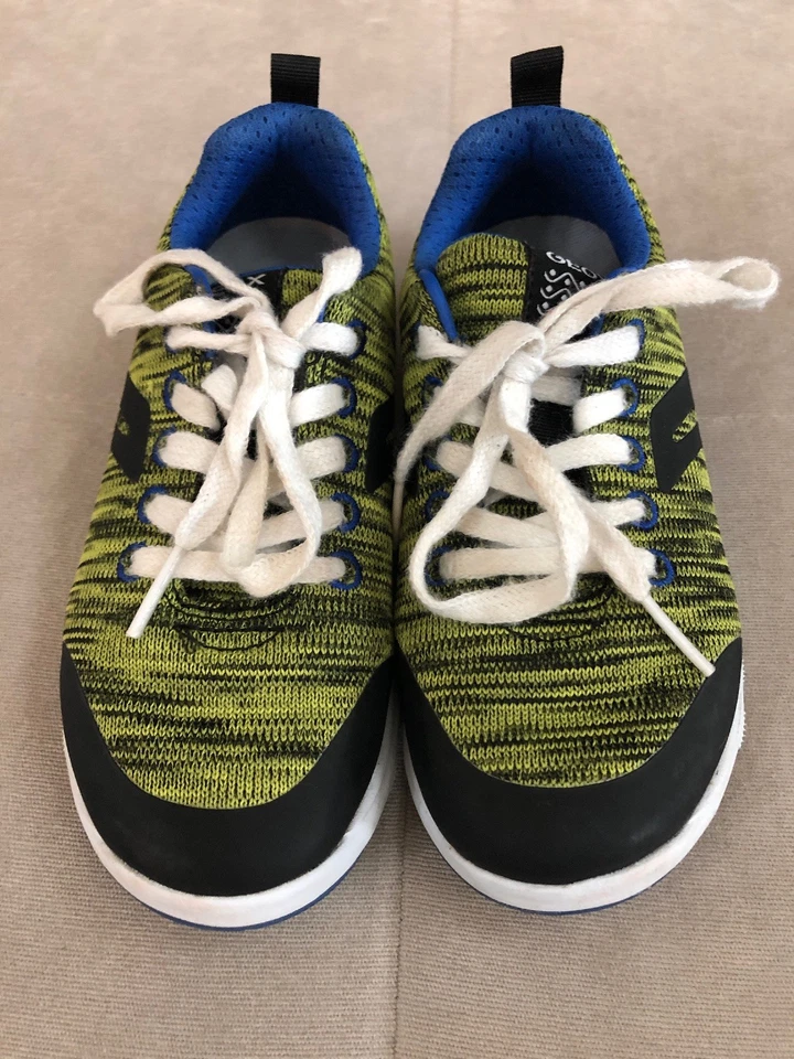 Zapatillas deportivas Geox para niños talla 10,5 verde claro deportivo Foto 1 de 4