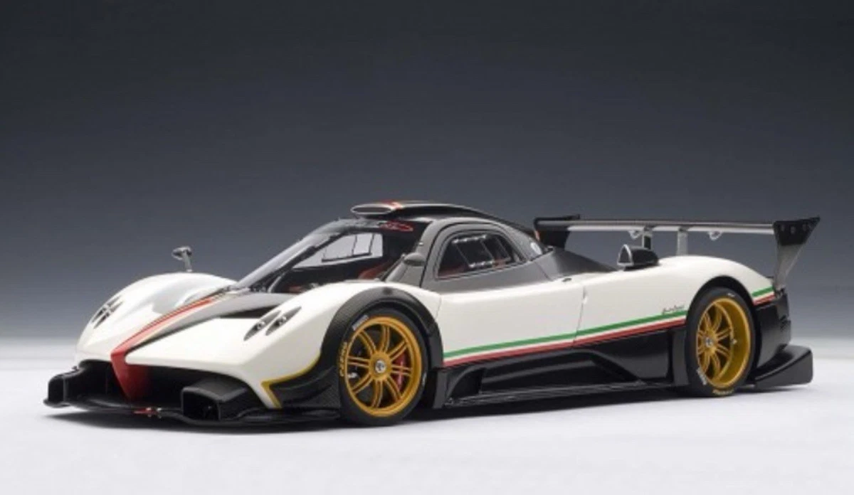 Pagani Zonda R ミニカー 1/18 オートアート 絶版品 AUTOart 1/18