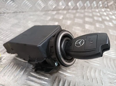 Mercedes Vito W447 (2015--) Key Reader Holder A9069004200 - Image 1 of 4