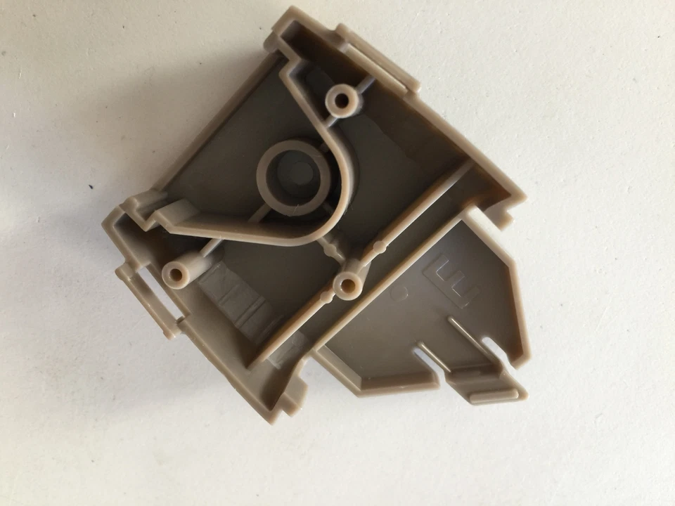 Transformers G1 Parts encore OMEGA SUPREME leg cover E  - Image 1 of 1