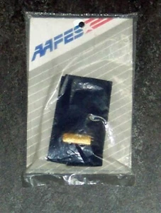  New Pair of Air Force Shoulder Marks, Small , Second Lieutenant - Picture 1 of 1