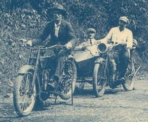 Guadalupe, SAINT CLAUDE, Motocyclistes au Morne Montéran, Motociclistas Sidecar - Imagen 1 de 3