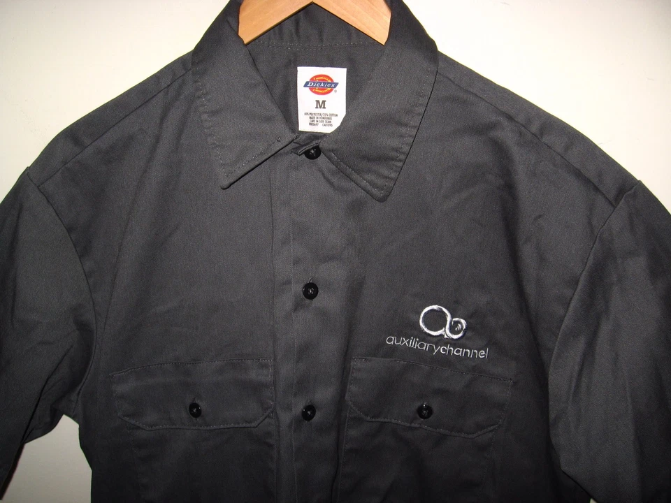 Camisa de Trabajo Canal Auxiliar - Dickie's Dickies Media Production Hombres Trabajador Med Foto 1 de 4