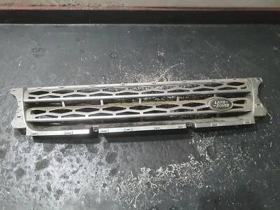 LANDROVER RANGEROVER SPORT CENTRE  BUMPER GRILLE L494, SVR TYPE 06/13- - image 1 of 4