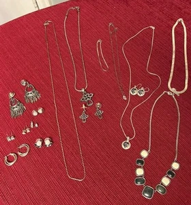 Lote de 25 pendientes y collares mezclados de metal y plata de ley con piedras preciosas - Imagen 1 de 6