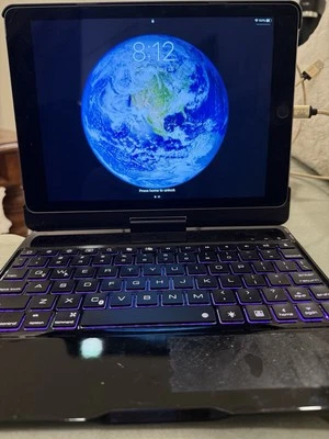 Apple iPad Air 2 9.7in - 16GB 32GB 64GB - (WIFI + Cellular) - Unlocked - Image 1 of 3