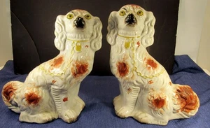 ANTIQUE PAIR OF 19TH CENTURY STAFFORDSHIRE WHITE & RED SPANIELS 13"  (EZS002436) - Picture 1 of 12