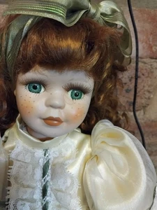 Original Spukpuppe Delilah Positive Energy - Bild 1 von 3