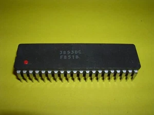 Fairchild 3853DC (3853) Static Memory Interface (SMI) for the 3850 F8 CPU - Picture 1 of 3