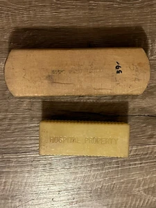 Brosse gommage vintage Surgeon's Gross - brosse d'ancrage Co. Aurora, Illinois - HÔPITAL & poils de cheval - Photo 1/9