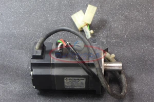 UN servomotor Mitsubishi HC-PQ23-UE USADO - Imagen 1 de 6