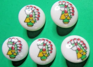 (5) VINTAGE 1/2" NATIVE AMERICAN INDIAN PLASTIC SHANK NOVELTY KIDDIE BUTTON-C801 - Picture 1 of 2
