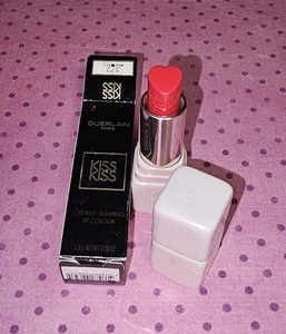Lápiz labial Guerlain Kiss Kiss 572 #KK ROJO cremoso moldeador color labios - nuevo en caja tamaño completo - Imagen 1 de 1