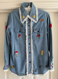 Vintage 70s Women Size M Chambray Shirt Patches Ruffle EUC HTF Denim Teacher - Picture 1 of 24