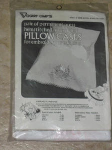 Juego de 2 fundas de almohada Vogart Crafts estampadas para gatitos y bolas de hilo #8500B NUEVO - Imagen 1 de 2