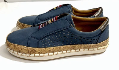 Zapatos sin cordones para mujer talla 8 azul gamuza con aspecto de corcho nuevos sin caja Foto 1 de 4