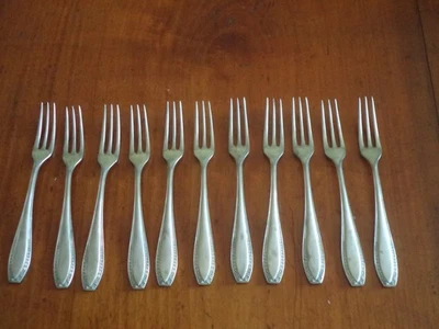 LOTTO 11 ANTICHE POSATE FORCHETTE FORCHETTINE PER DOLCI WELLNER ALPACCA - Immagine 1 di 4