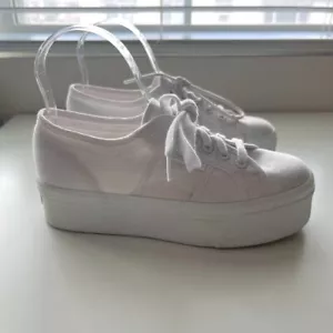Superga Platform Sneakers Womens EU 37.5 US 7 White Canvas Casual Fashion Shoes - Picture 1 of 11