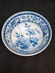 Asian Japanese Arita Porcelain Blue White Chrysanthemum Floral Rice Bowl-Japan - Picture 1 of 5