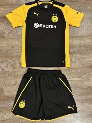 Camiseta y pantalones cortos Puma Borussia Dortmund BVB adultos pequeños Foto 1 de 4