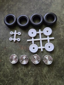 AMT 1/25 1967 Camaro Z28 Parts Rally Wheels & Tires STK 104 - Picture 1 of 3