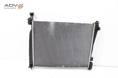 Jeep Grand Cherokee 2011-2021 motor refrigerante radiador OEM Foto 1 de 4