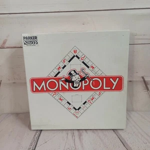 Französisches Monopoly-Spiel mit Holzhäusern kleine Box Original-Token 1973 - Bild 1 von 5