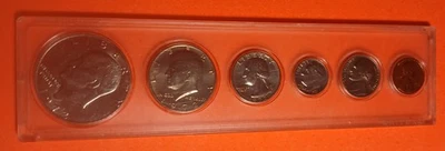 1972 WHITMAN HOLDER UNCIRCULATED COIN SET  6  U.S. COIN SET !!!!!!!!!!!!!!!!!!!! - Image 1 of 4