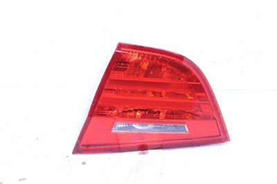 BMW 328i 335i M3 2009-2011 sedán luz trasera derecha montaje tapa 63217154156 OEM usado Foto 1 de 4