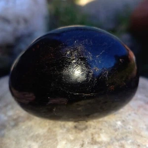 Schörl turmalina negra piedra bruta piedra protectora turmalina fuerza vital 0,15 kg n.º 2 - Imagen 1 de 4