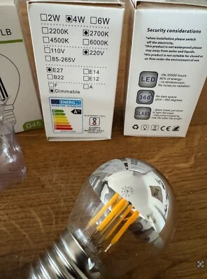 chrome tipped LED E27 Silver light bulb. Mirror Top.  Warm White. 4w. Dimmable - Image 1 of 3