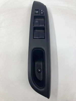 12 13 14 15 16 17 18 19 Nissan Versa interruptor de janela de porta dianteiro - Imagem 1 de 3