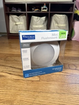 NEW Progress Lighting Mini Flushmount LED 7.5" Round LED White 805304 - Image 1 of 3