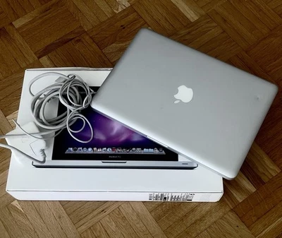 Apple MacBook Pro (13" Mid 2010 ) i5 4GB RAM 500GB HDD QWERTY UK - Silber_2.44_2 - Bild 1 von 3