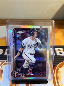 2025 Topps Chrome Brooks Lee Rookie RC Refractor Minnesota Twins P489 - Imagen 1 de 2